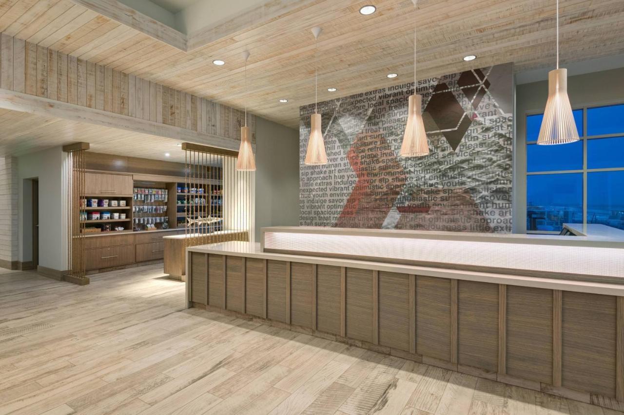 Springhill Suites By Marriott Panama City Beach Beachfront Exterior foto