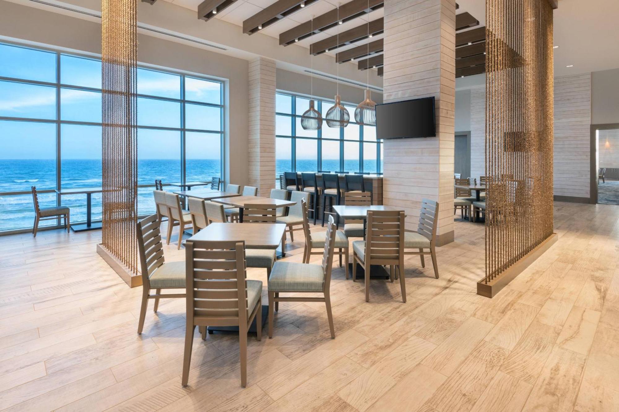 Springhill Suites By Marriott Panama City Beach Beachfront Exterior foto