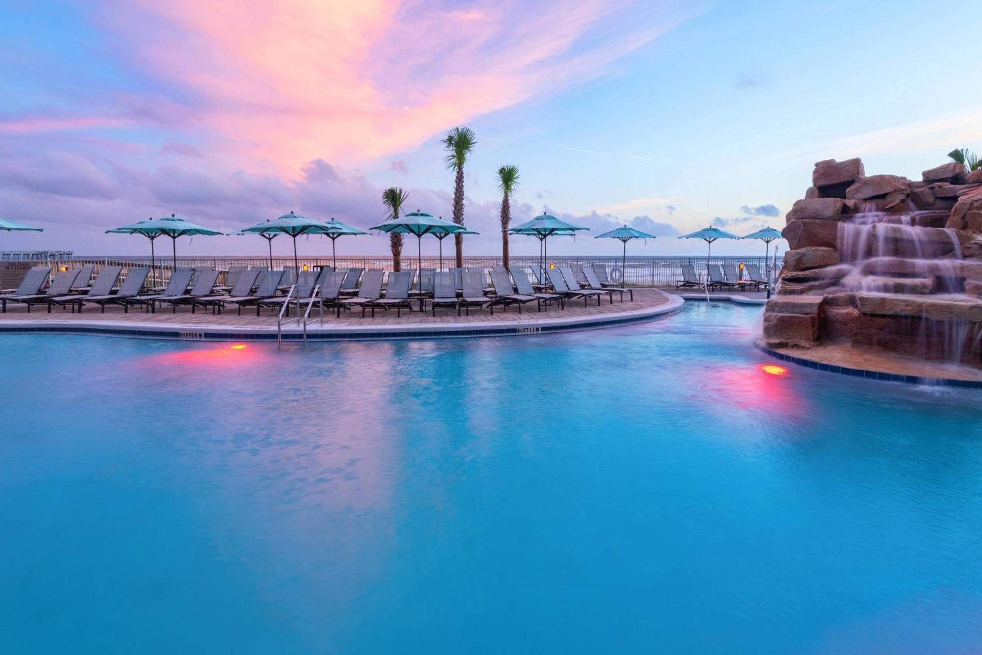 Springhill Suites By Marriott Panama City Beach Beachfront Exterior foto